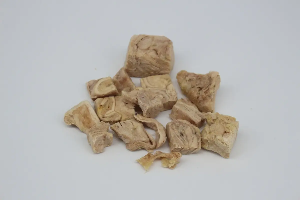 Kaninchen-Fleisch gefriergetrocknet – für Hunde mit Kaninchen, natureDOGproducts