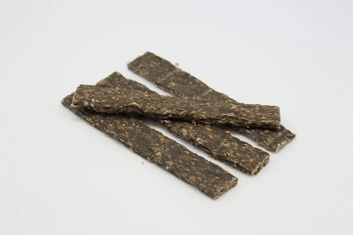 OceanStrip - Dorschhaut pur 12 cm (6g), 1750 St (o.E.) – für Hunde mit Fisch, kauhelden