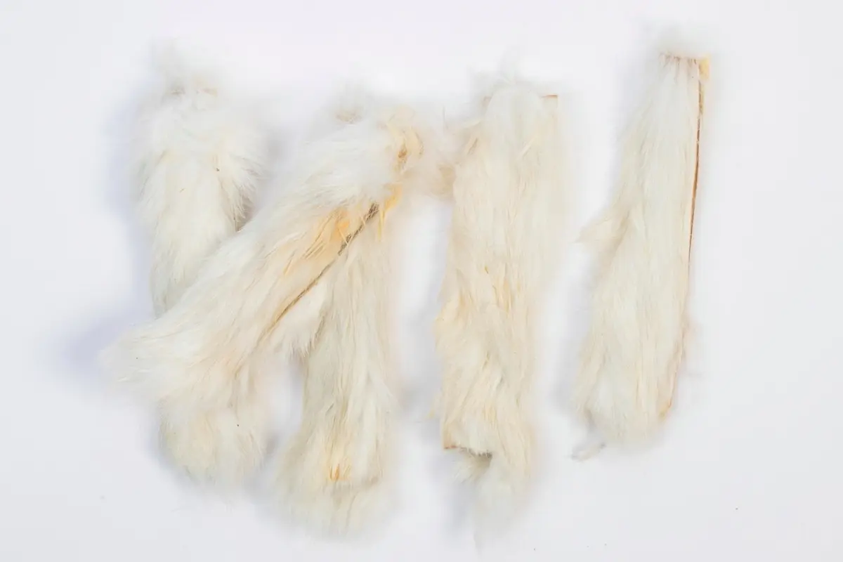 Kaninchen-Haut mit Fell – für Hunde mit Kaninchen, natureDOGproducts
